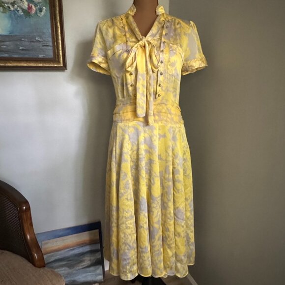 Alegense Collection Dresses & Skirts - Unique Beautiful Alegense Collection Silky Tie-Neck Floral Dress Size Large